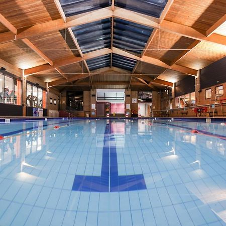 The Waterside Hotel And Leisure Club Manchester Bagian luar foto